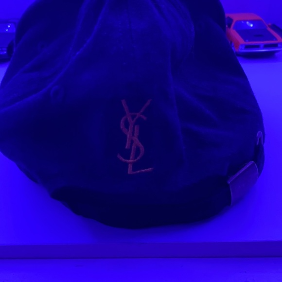Saint Laurent hat - Picture 2 of 2